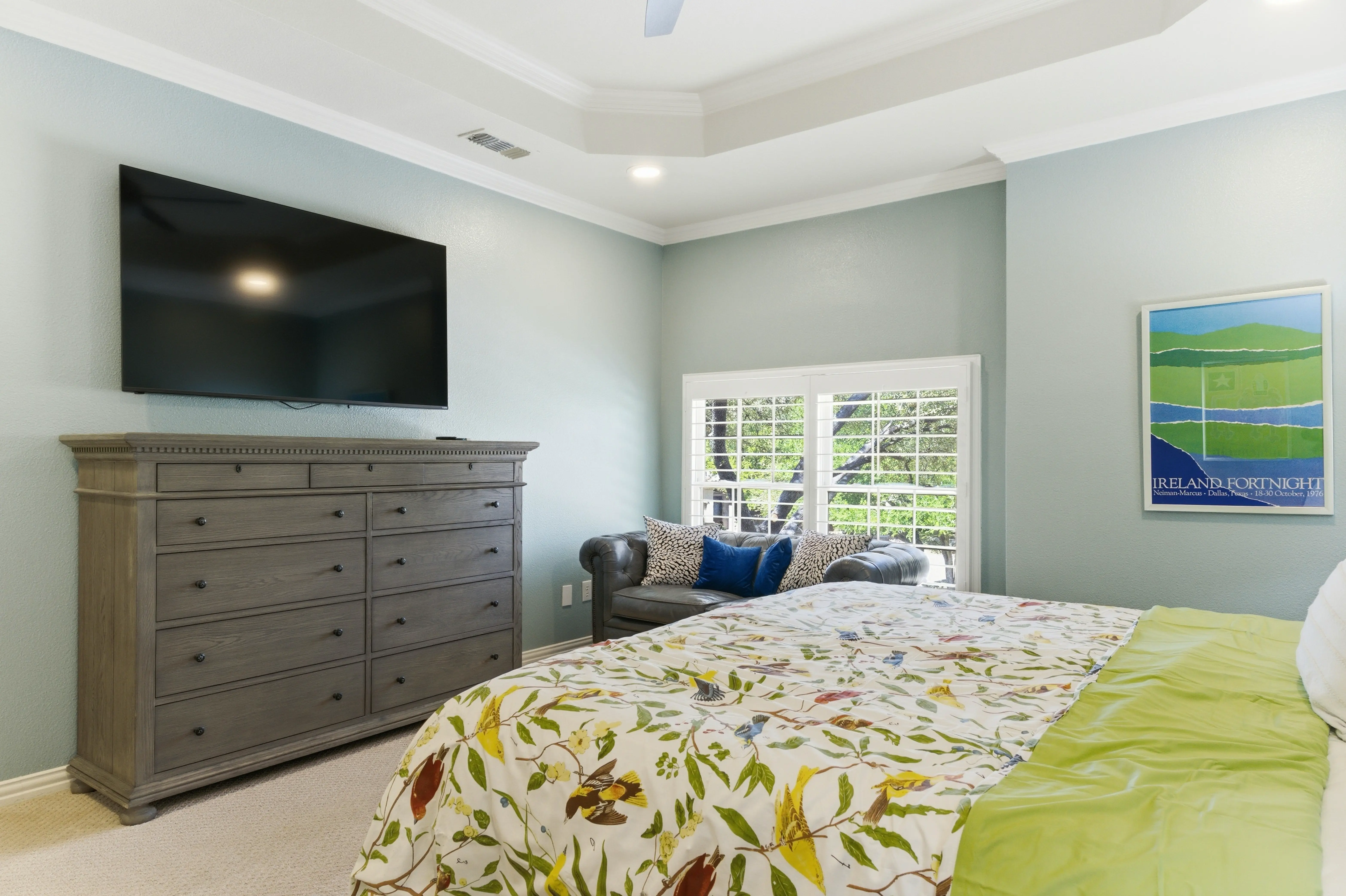 Primary bedroom, alternate view